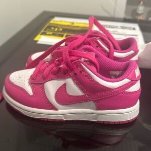 Fuschia Nike Dunk